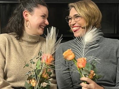 Drei Generationen feiern Musik-Ikonen wie Marlene Dietrich und Ella Fitzgerald. Kooperation mit dem Albert-Schweitzer-Gymnasium.