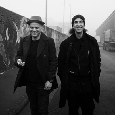 Rhani Krija (Sting, Sarah Connor) spielt mit Andy Houscheid. Moderner Jazz-Pop gepaart mit Weltmusik-Elementen.